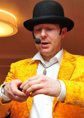 Wittich Wolf zaubert